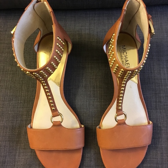 Michael Kors Celena Studded Leather Sandals - sz7 - Picture 3 of 7
